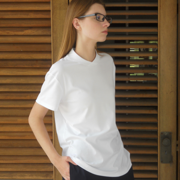Silk-finished fabric casual T-shirt